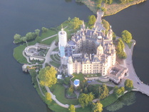 Schweriner Schloss bei einer Ballonfahrt